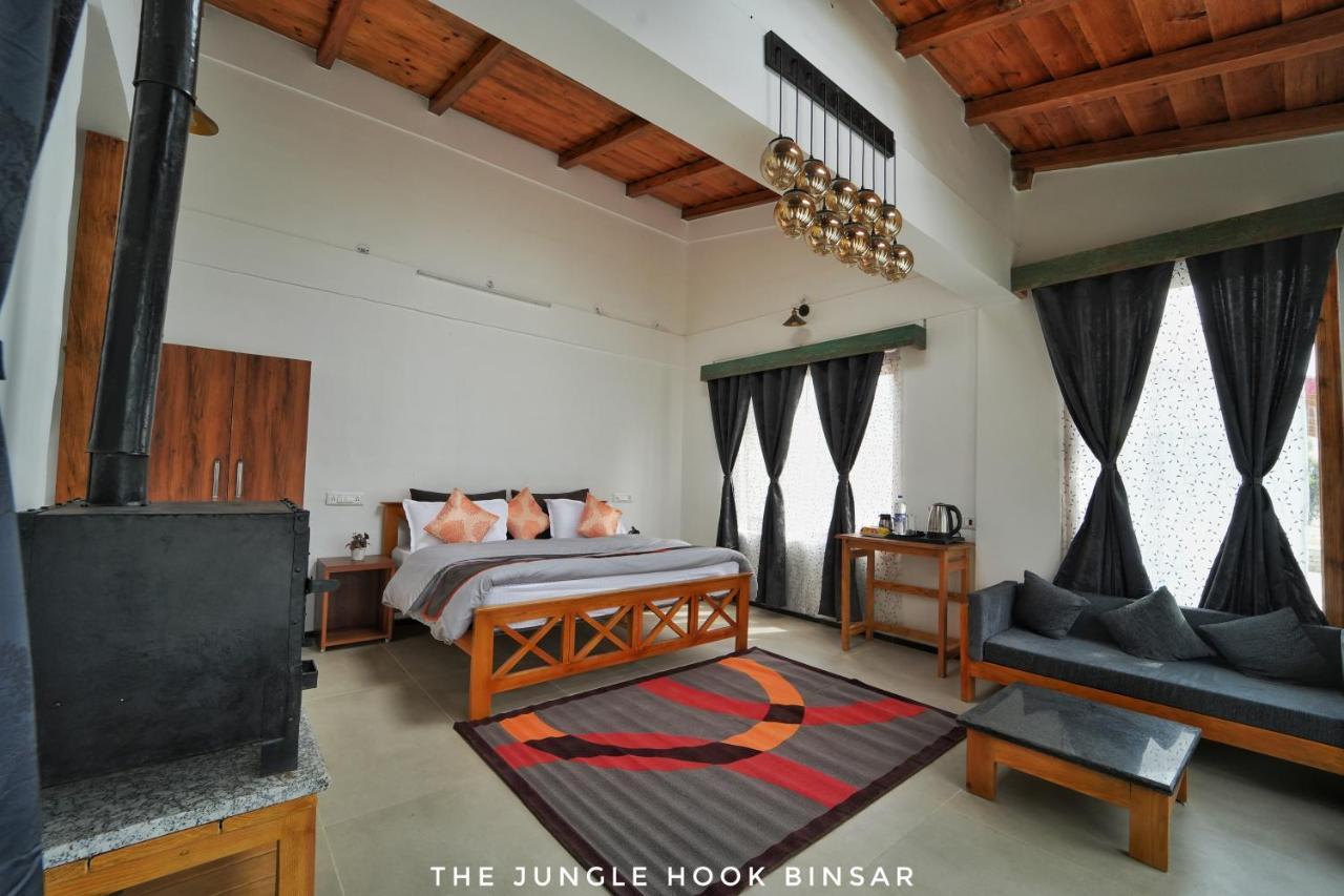Отель The Jungle Hook Binsar Алмора Экстерьер фото
